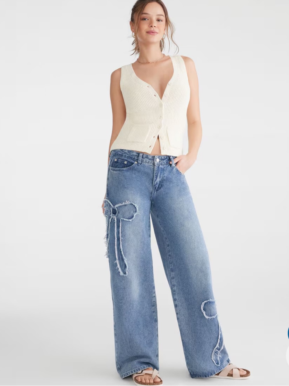 J For Justify Bow Appliqué Wide Leg Jeans Size M NWT